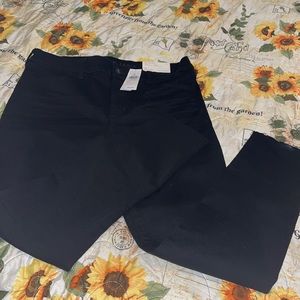 American Eagle black next level stretch 16Reg